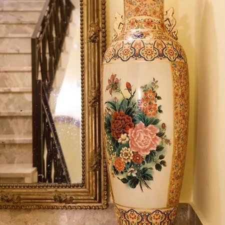 Saint George's House & Apartahotel Pachino