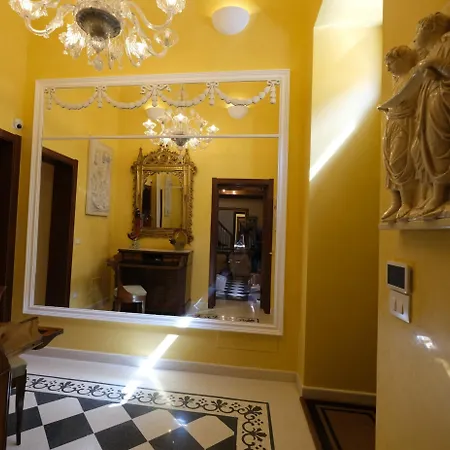 Saint George's House & Aparthotel Pachino